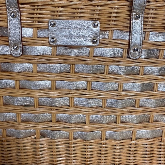 Kate spade rattan and gold woven purse - Picture 4 of 9